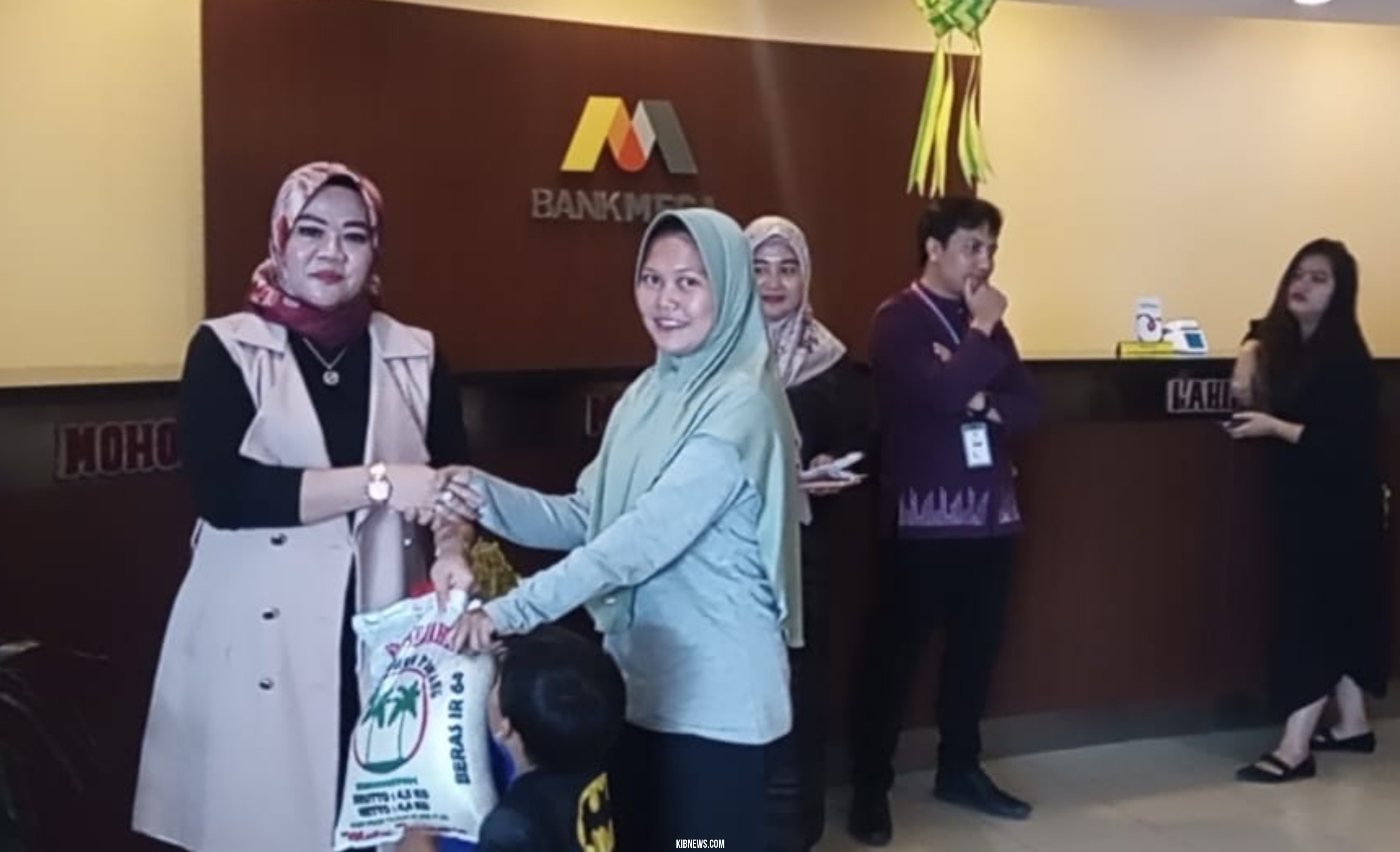 Bank Mega Rantau Prapat  Berbagi Kasih dan Peduli di Bulan Suci Ramadhan 